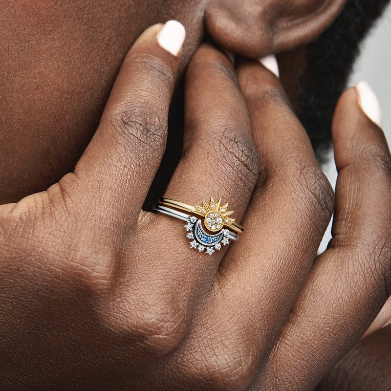 Une bague solaire céleste et étincelante