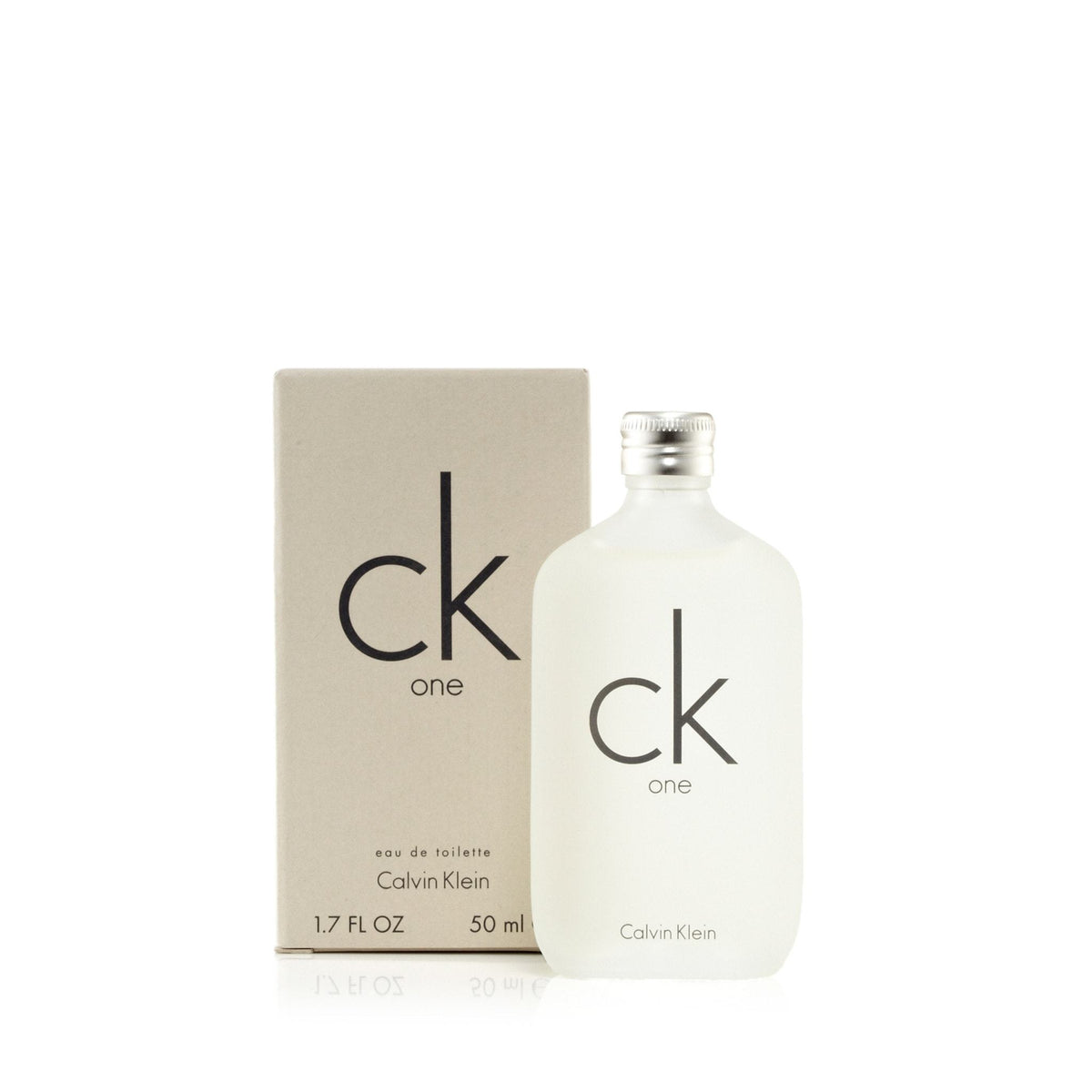 Une eau de toilette en spray pour femme et homme de CK