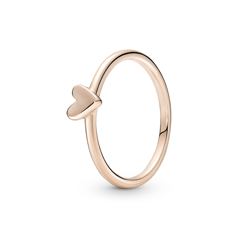 Une bague avec une bougie